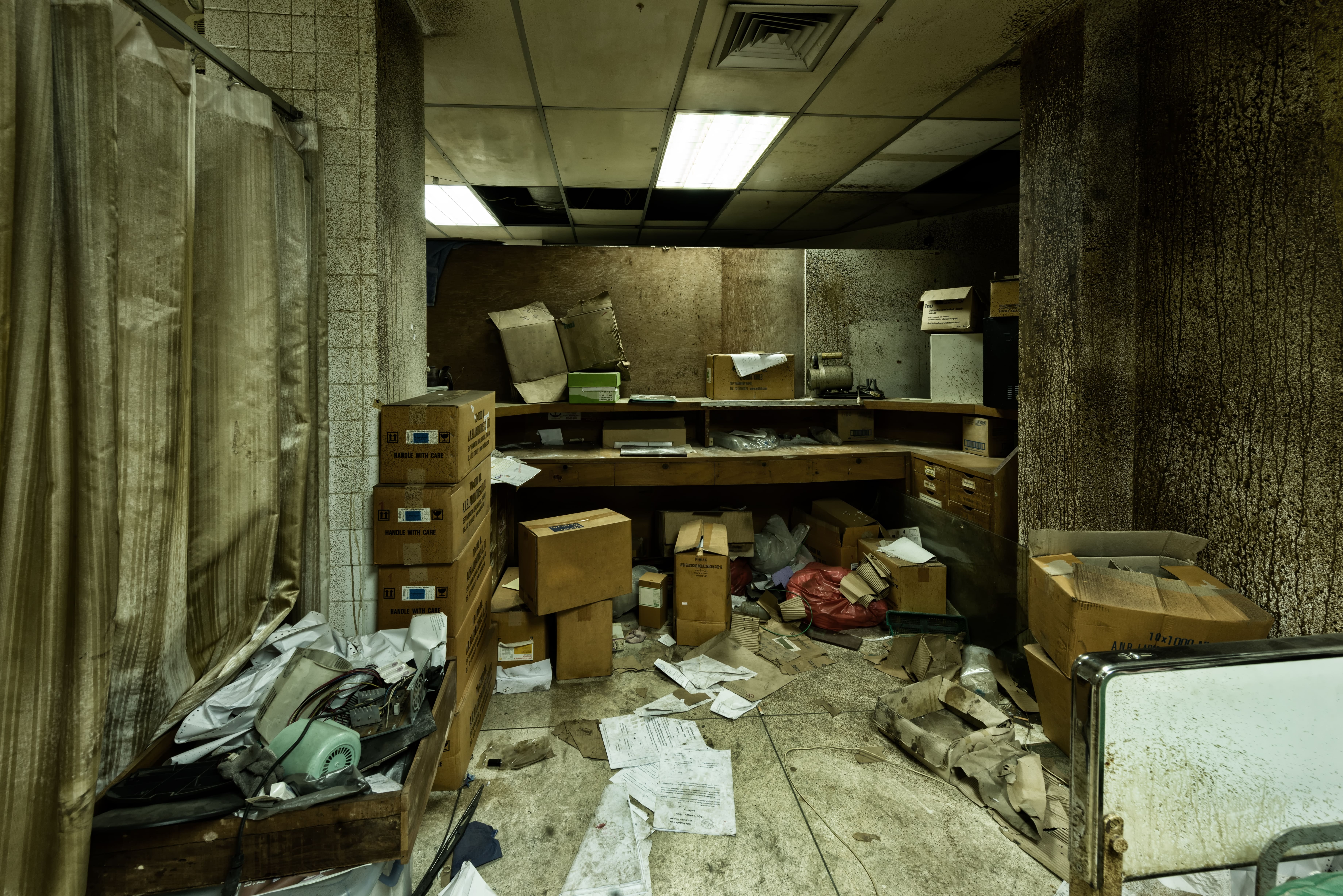 messy-abandoned-room-psychiatric-hospital (1).jpg